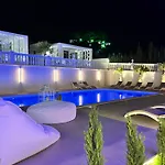 Sirena - Servizio Inclusive بيسْكيتْشّي