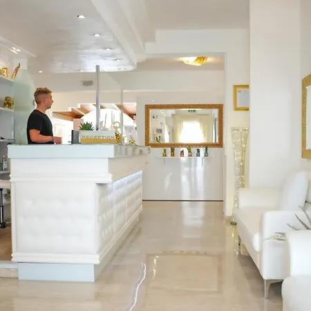 Hotel Sirena - Servizio Inclusive 3*